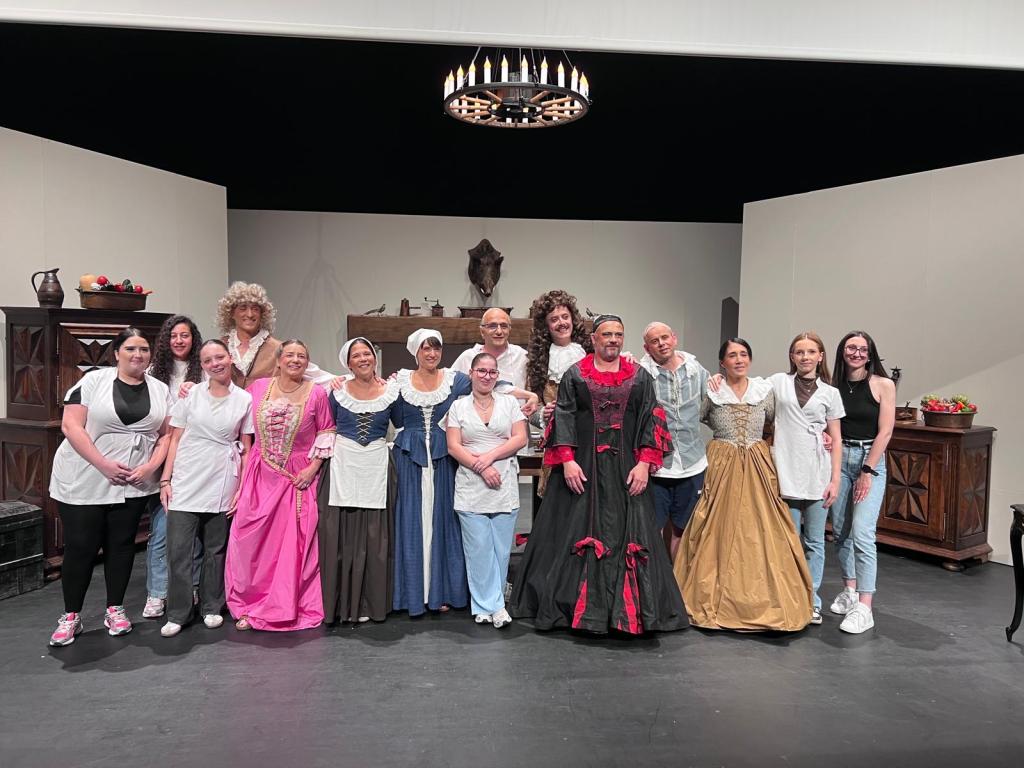 Les élèves de l’IMT Grenoble, au maquillage du Dîner de Condé